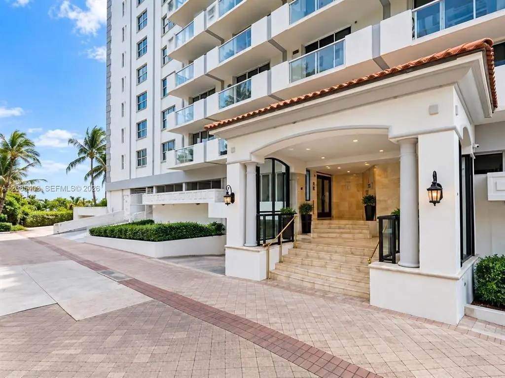 Carlisle at 9195 COLLINS Avenue 1010, Surfside
