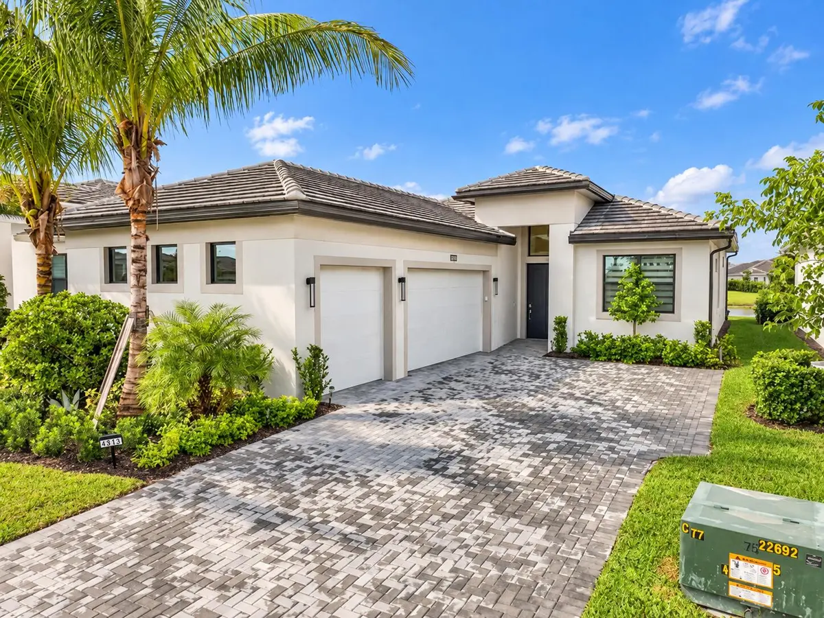Lila Model Front at 4931 Rivo Alto Circle, Westlake