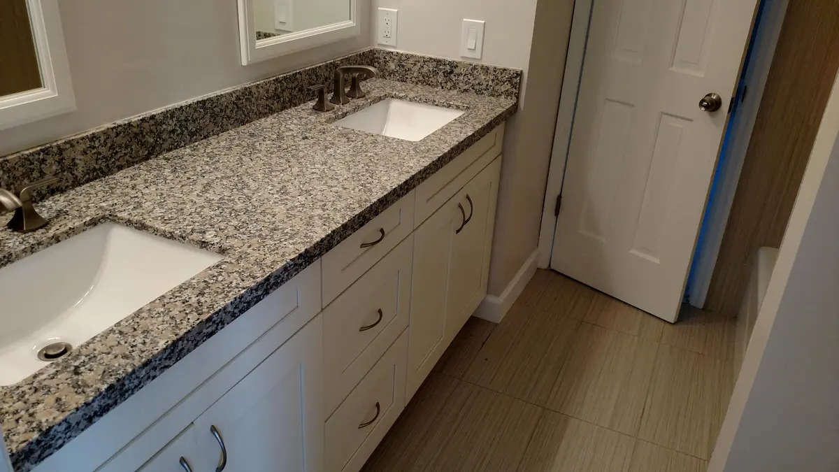 451 hall bath at 451 W Conference Drive, Boca Raton