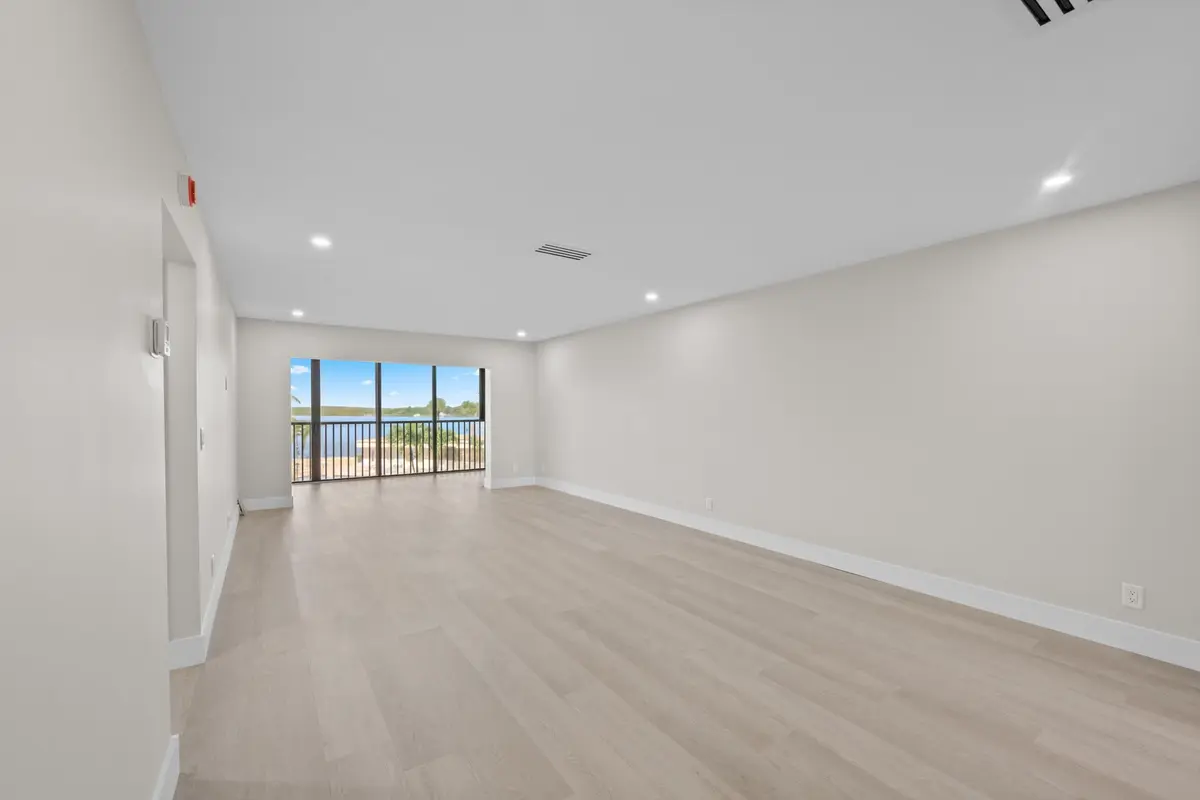 200 Intracoastal Pl 306 (4) at 200 Intracoastal Place 306, Jupiter