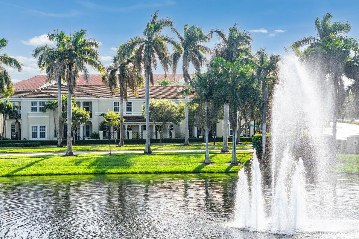 Community Lake & Fountain at 8221 NW 8TH Way, Boca Raton