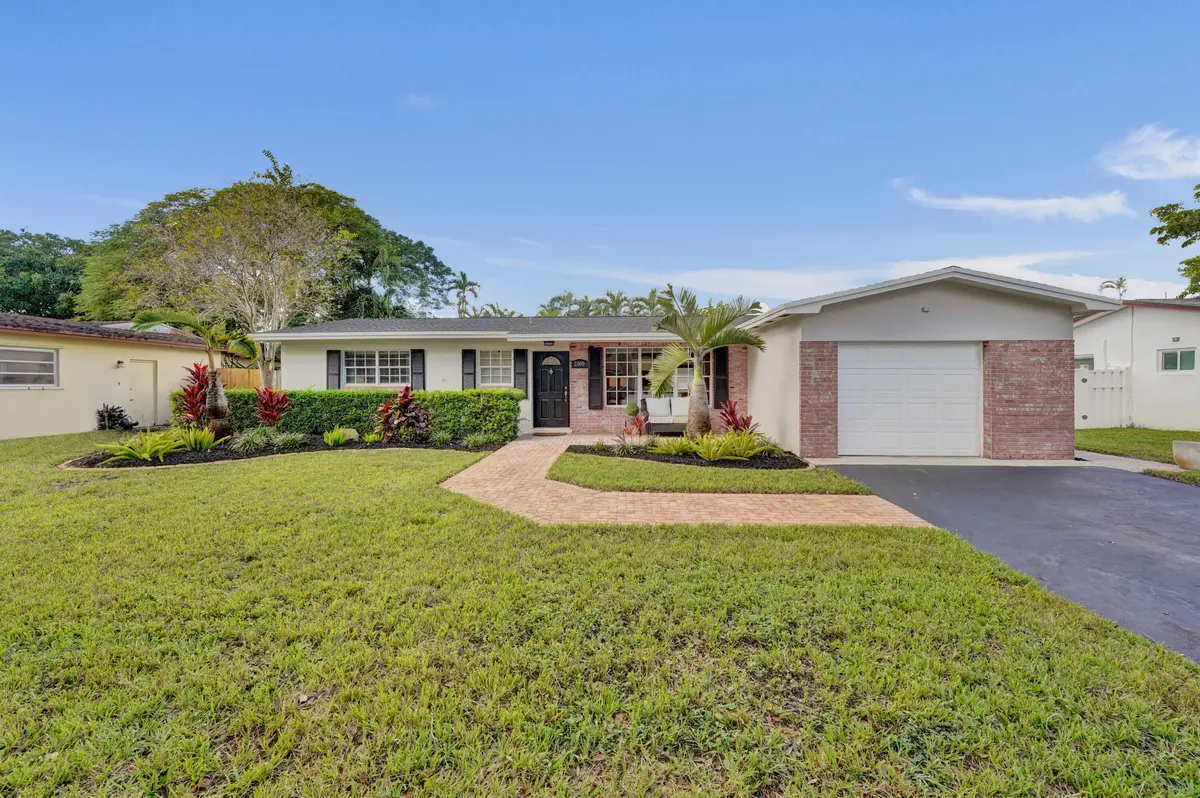 19-print-DSC07938 at 2000 NW 117TH Terrace, Pembroke Pines