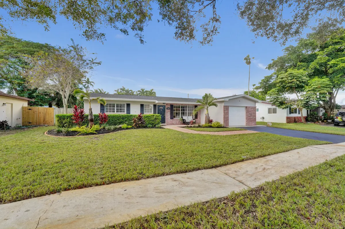 20-print-DSC07941 at 2000 NW 117TH Terrace, Pembroke Pines