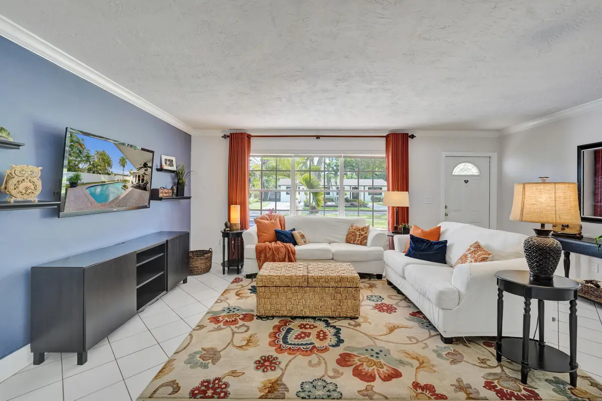 27-print-DSC08064 at 2000 NW 117TH Terrace, Pembroke Pines