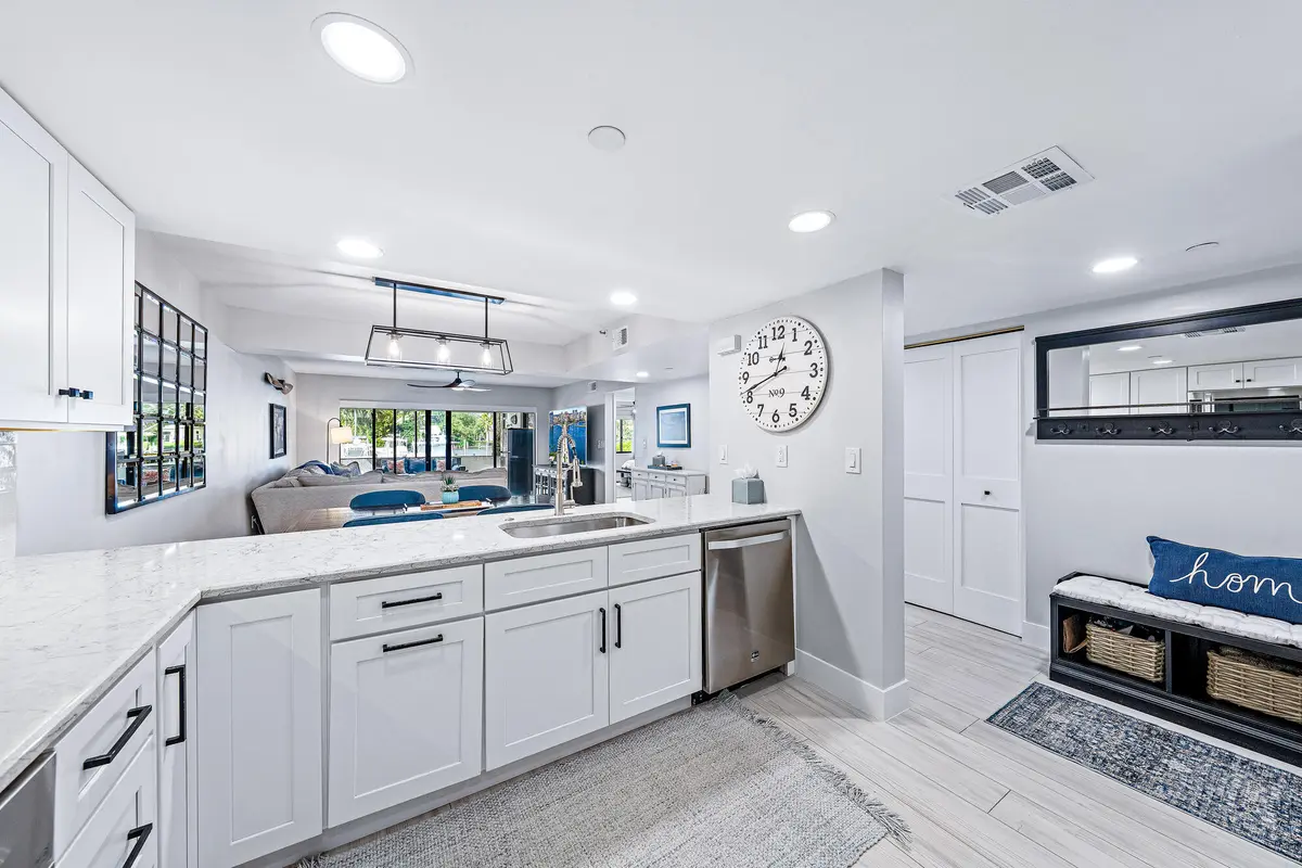 514 Oak Harbour Dr-13 at 514 OAK HARBOUR Drive, Juno Beach