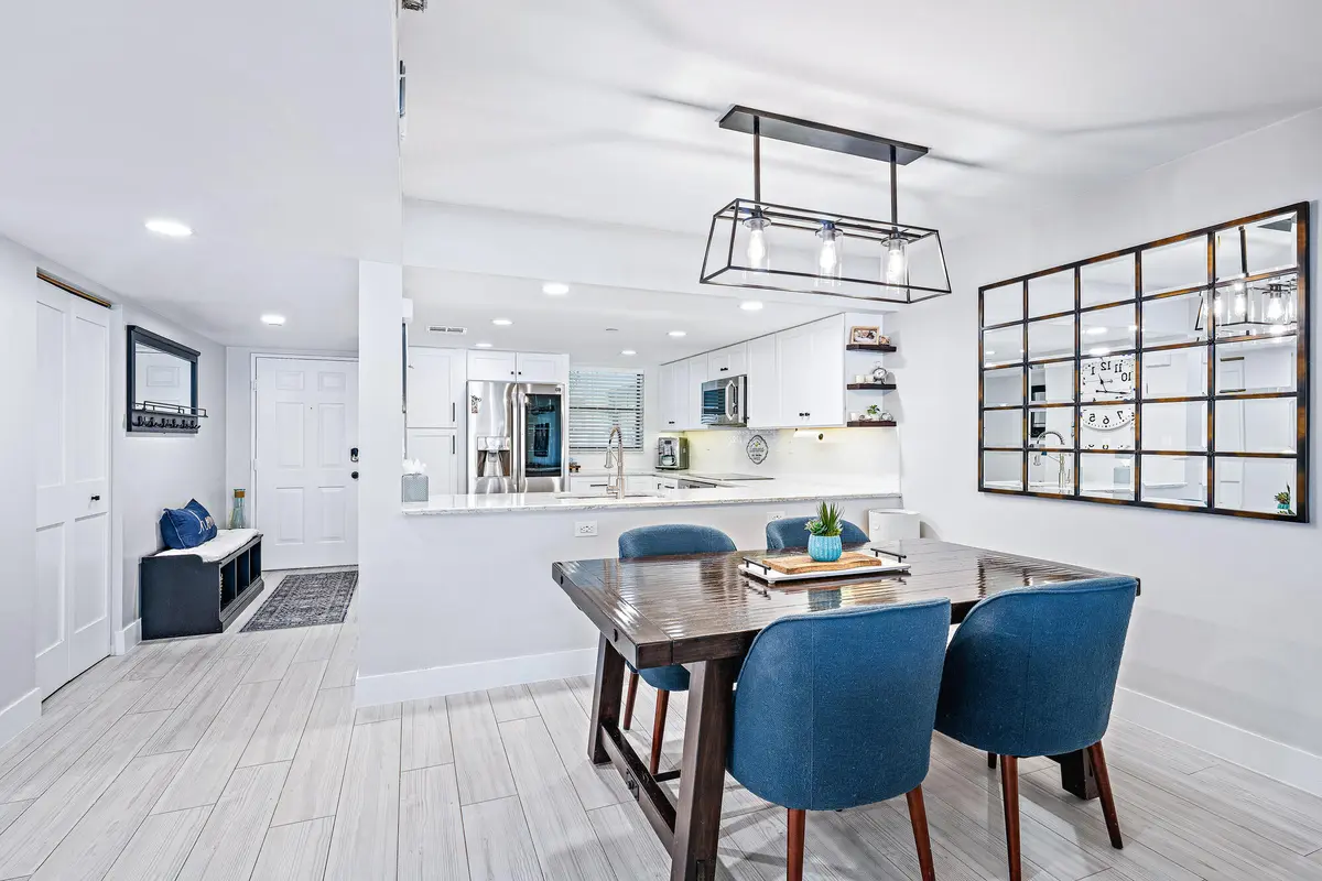 514 Oak Harbour Dr-17 at 514 OAK HARBOUR Drive, Juno Beach