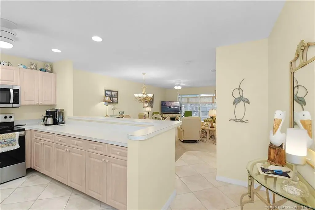 Gorgeous UPDATE Kitchen at 2950 SE Ocean Boulevard 35-5, Stuart