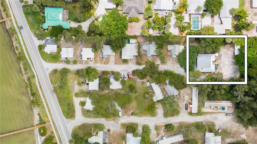 Photo 4 at 2172 NE Poinciana Terrace, Jensen Beach