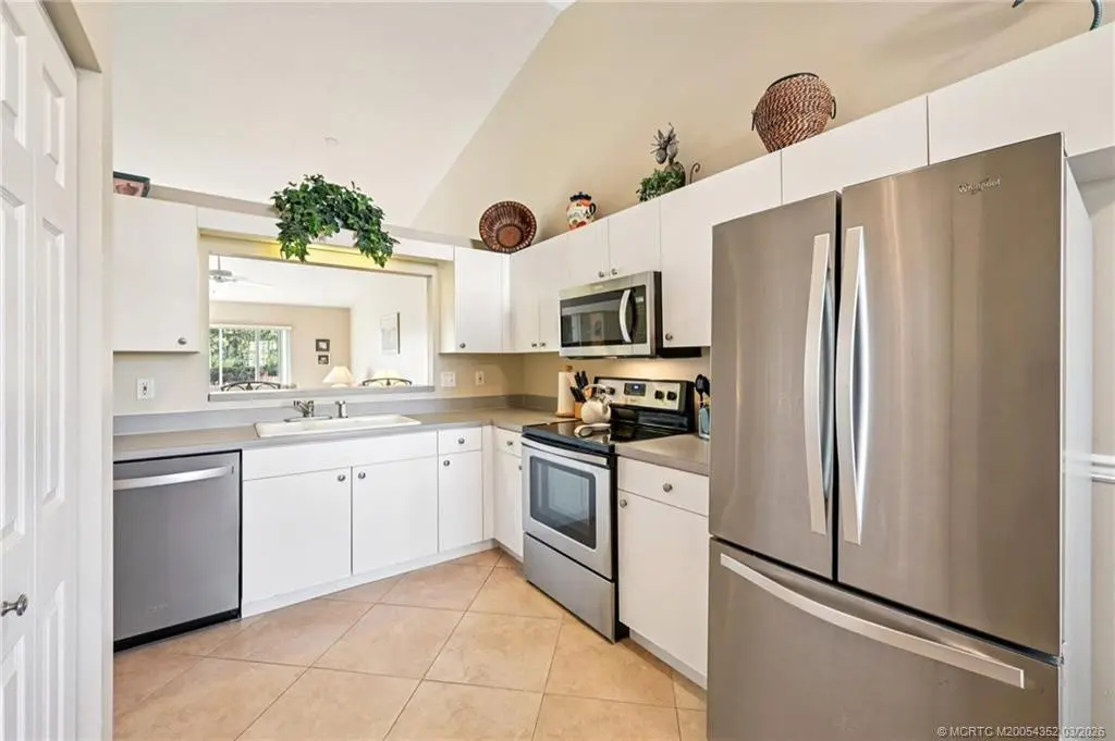 Photo 2 at 681 NW Broken Oak Trail, Jensen Beach