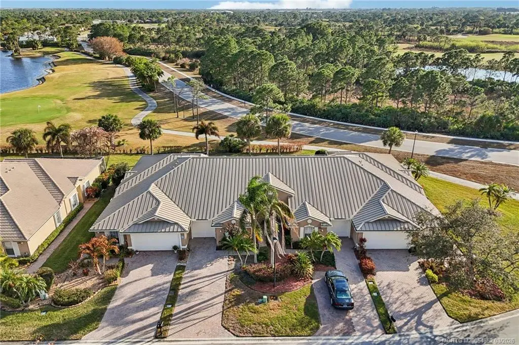 Photo 5 at 681 NW Broken Oak Trail, Jensen Beach