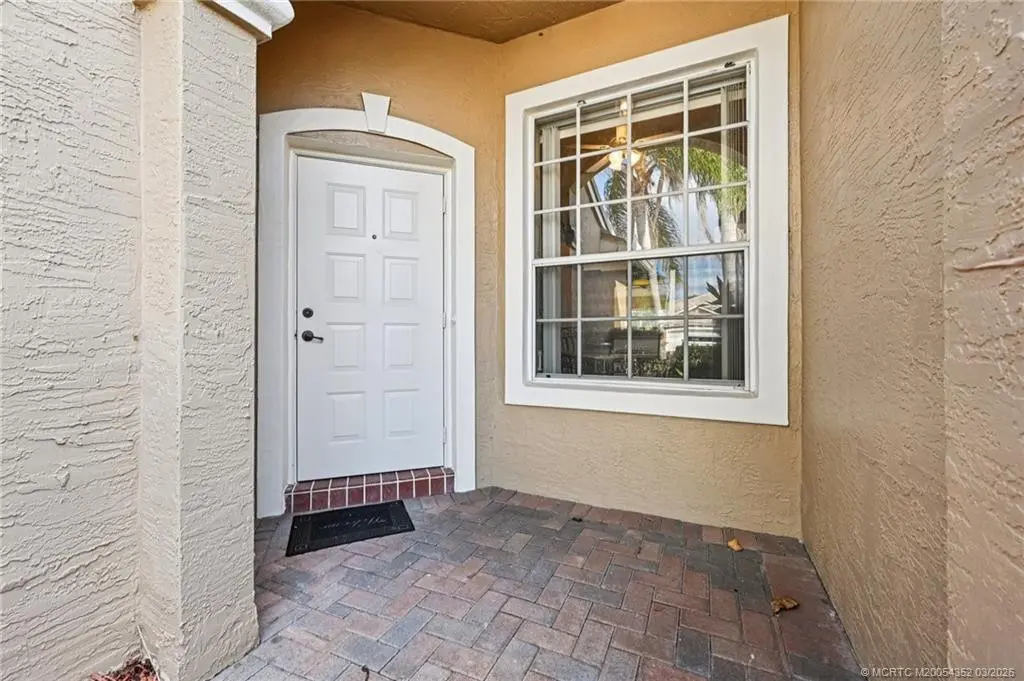 Photo 7 at 681 NW Broken Oak Trail, Jensen Beach