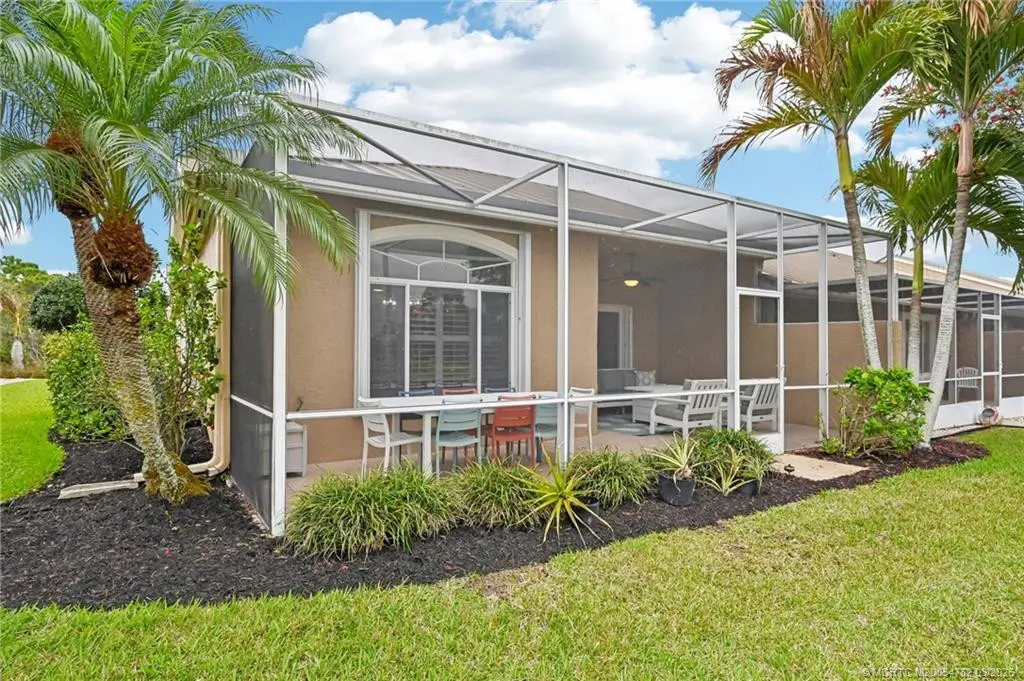 Photo 3 at 621 NW Broken Oak Trail, Jensen Beach