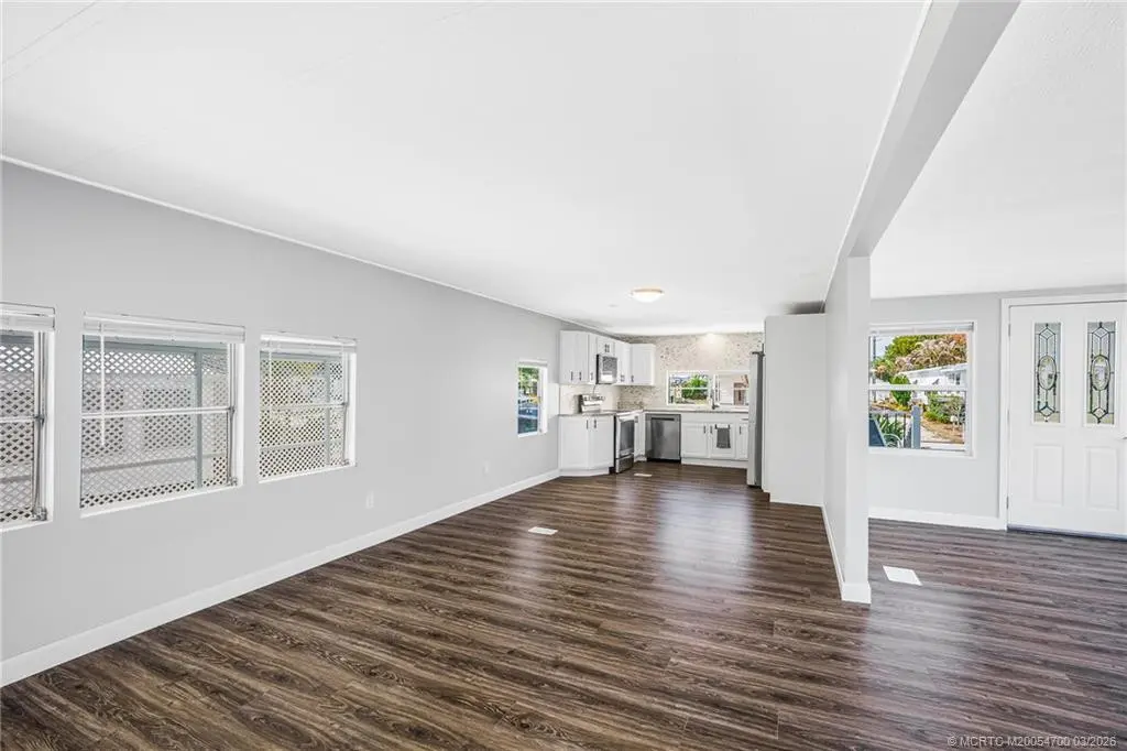 Photo 7 at 8301 SE Skylark Avenue, Hobe Sound