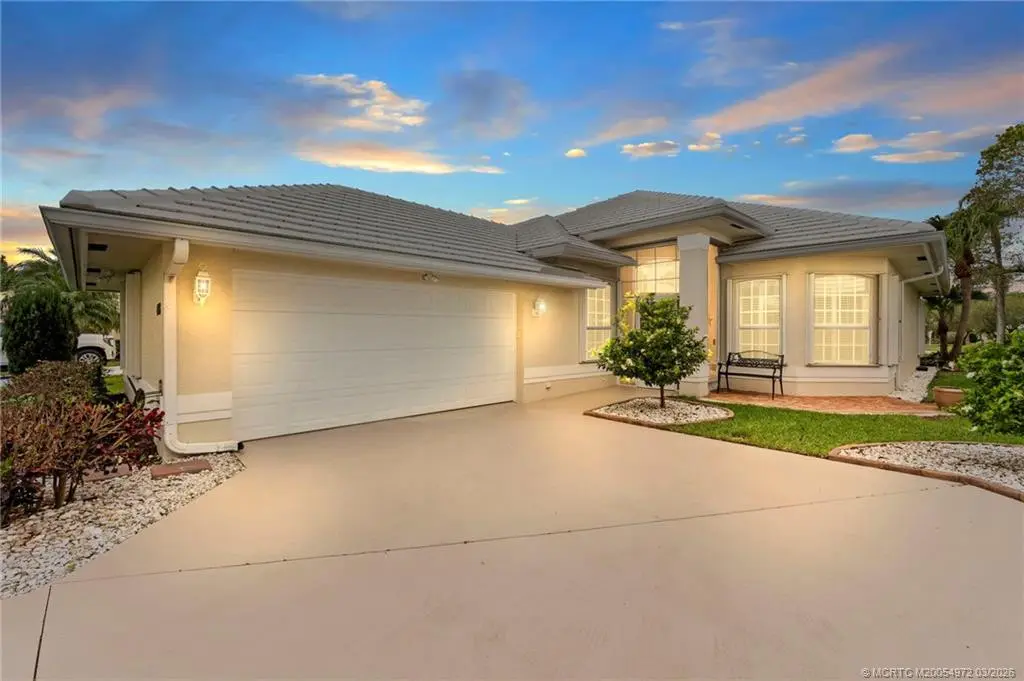 Photo 1 at 448 SW Fairway Landing, Port St. Lucie