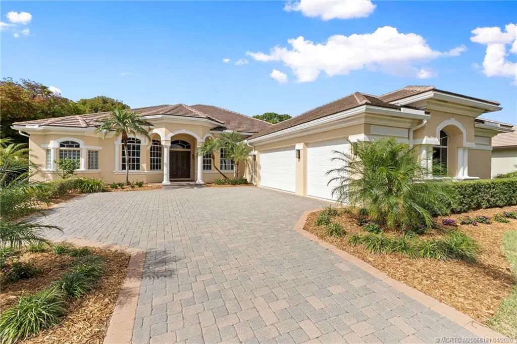 Photo 2 at 511 SW Squire Johns Lane, Palm City