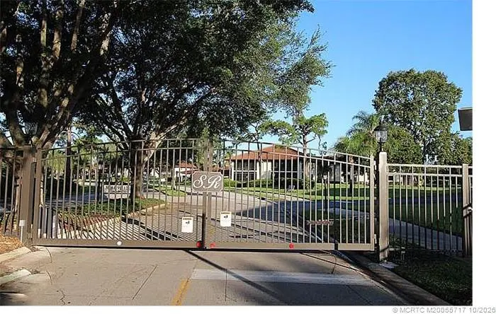 Photo 2 at 121 SW South River Drive 105, Stuart