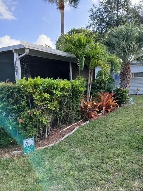 Photo 4 at 2555 Pga Boulevard 127, Palm Beach Gardens