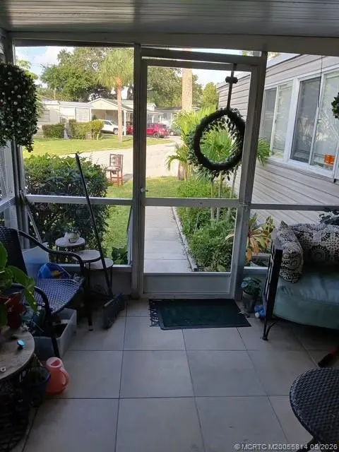 Photo 7 at 2555 Pga Boulevard 127, Palm Beach Gardens