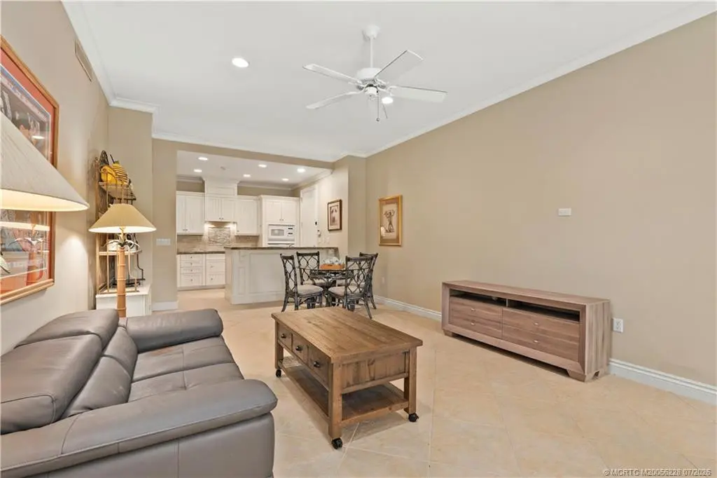 Photo 7 at 986 SE Willoughby Trace 1-4, Stuart