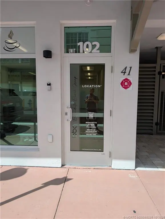 Photo 6 at 41 SW Seminole Street 102, Stuart