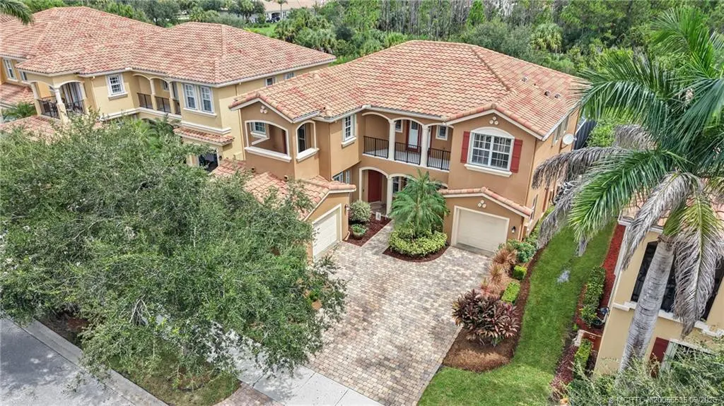 Photo 7 at 5541 SW Bellflower Court, Palm City