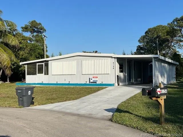 Photo 5 at 4144 2nd Court, Lantana