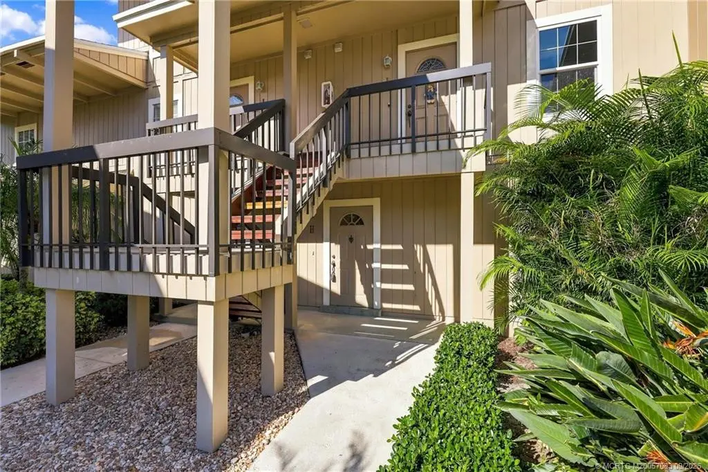 Photo 3 at 18520 SE Wood Haven Lane H, Jupiter