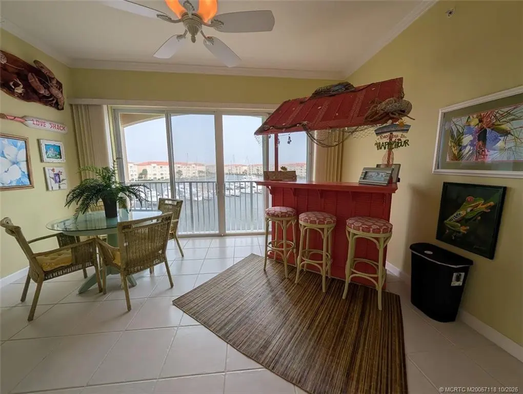 Photo 1 at 11 Harbour Isle Drive 1, Fort Pierce